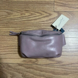 NEW Universal Thread Belt Bag